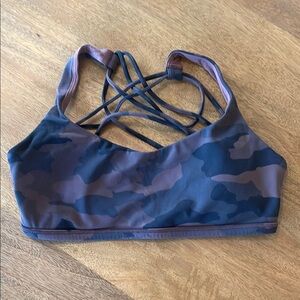Lululemon Free to Be Sports Bra